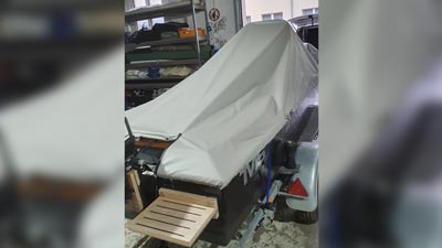 Neue Persenning Hafenplane für Anglerboot