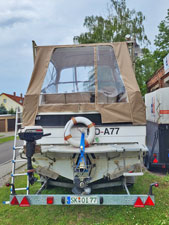 Camperverdeck Motorboot extra hoch